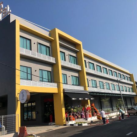 โอแอนด์จี โฮเต็ล ปาริต บุนตาร์ Hotel ภายนอก รูปภาพ