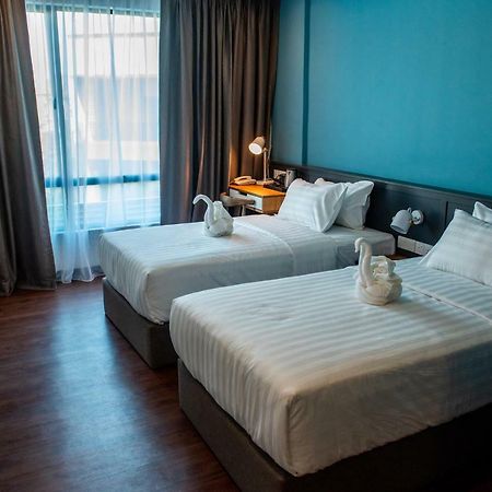 โอแอนด์จี โฮเต็ล ปาริต บุนตาร์ Hotel ภายนอก รูปภาพ