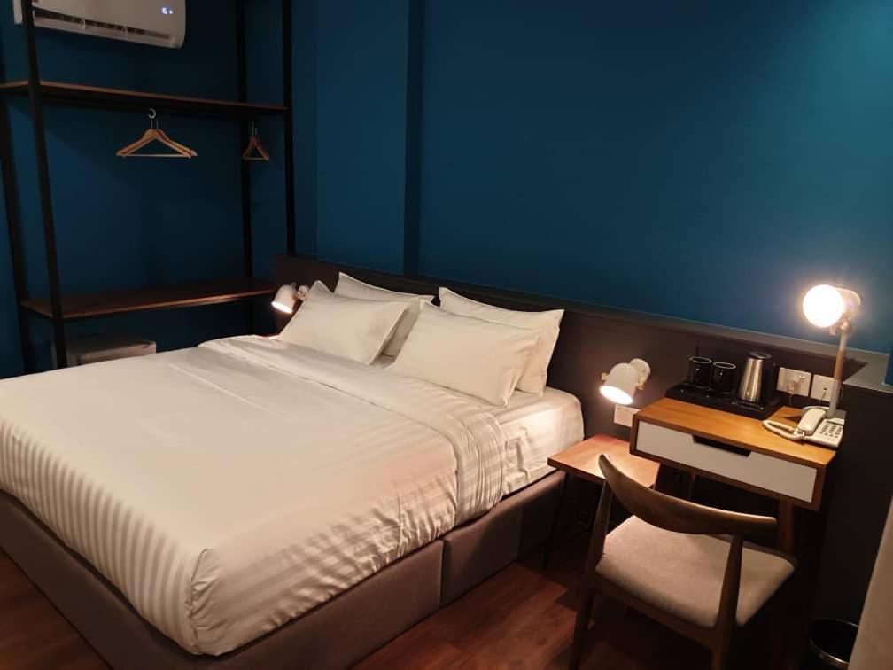 โอแอนด์จี โฮเต็ล ปาริต บุนตาร์ Hotel ภายนอก รูปภาพ